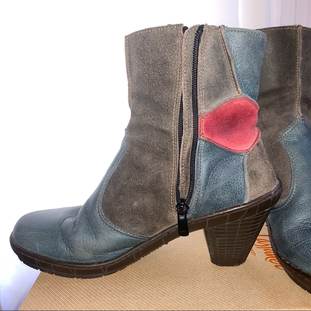 Gently used The Art Company multicolored boots